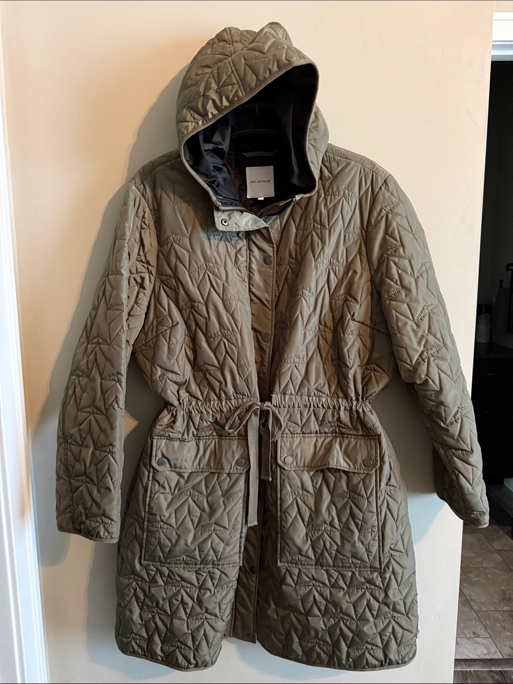 Avec Les Filles Quilted Hooded Drawstring Jacket - Olive